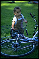 Baby checks out the bike - Zurich, Rentenanstaltwiese